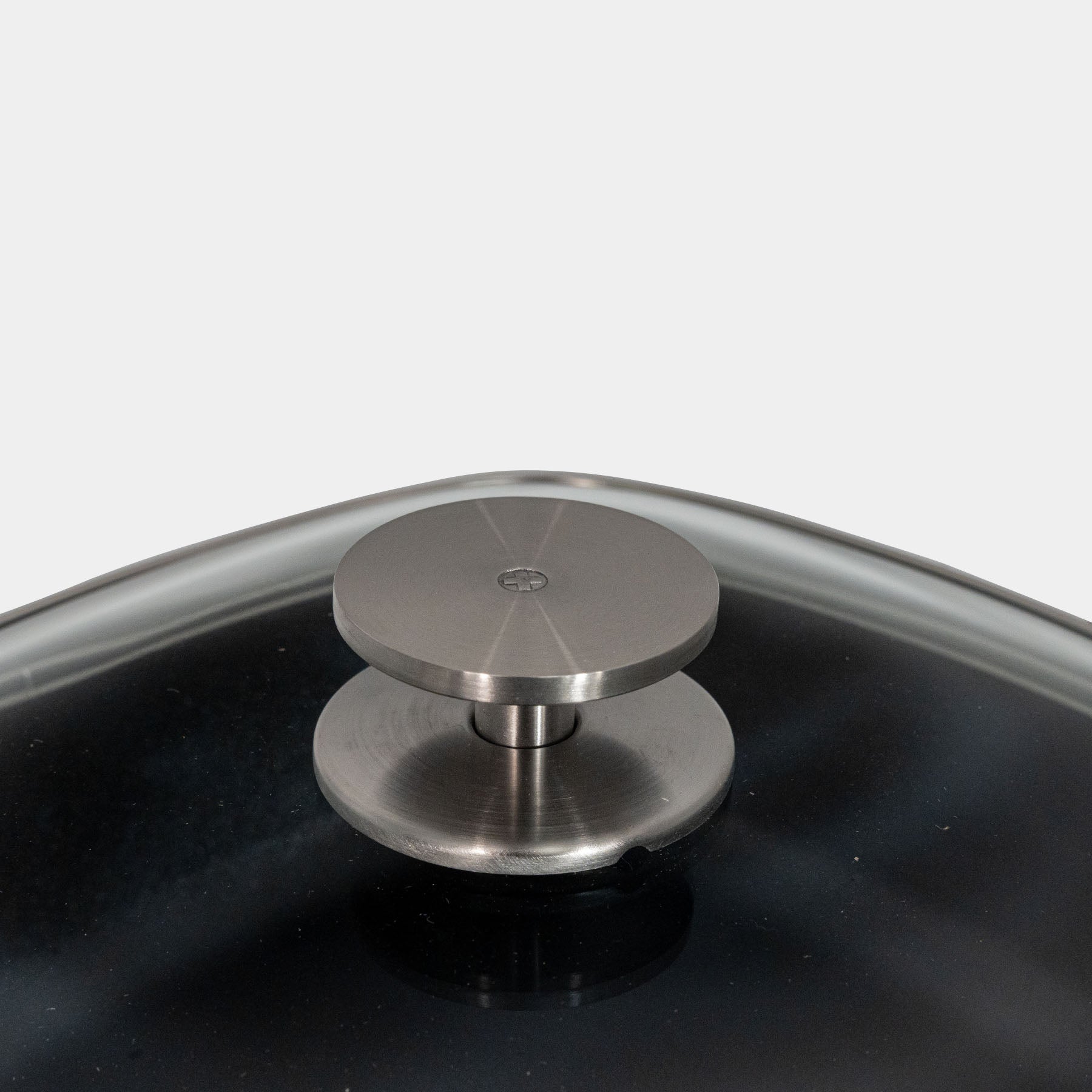 CHD Nonstick 11" x 11" Square Saute Pan close up of knob