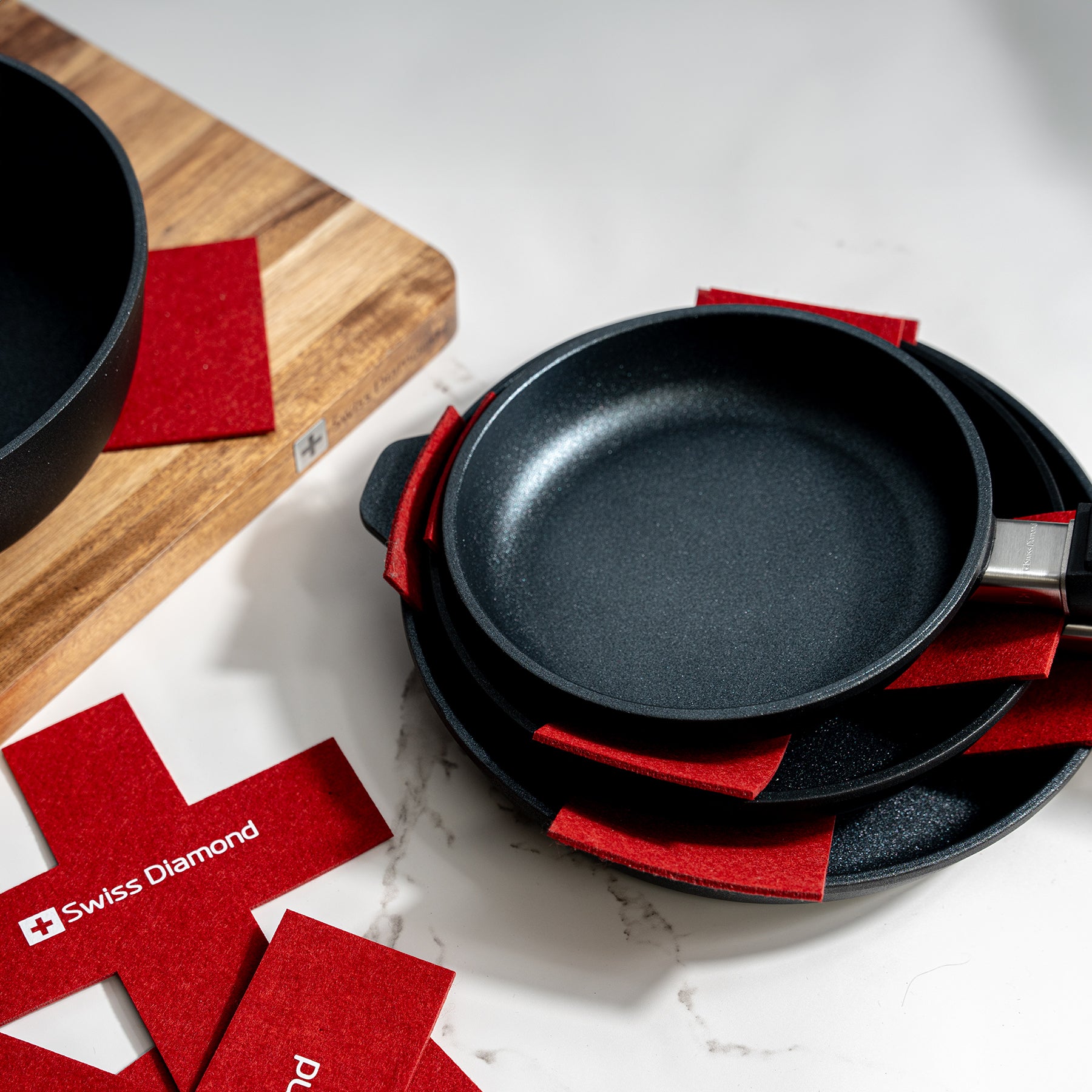 XD Nonstick 11" x 11" Square Griddle - Induction and Felt Pan Protector - Swiss Diamond