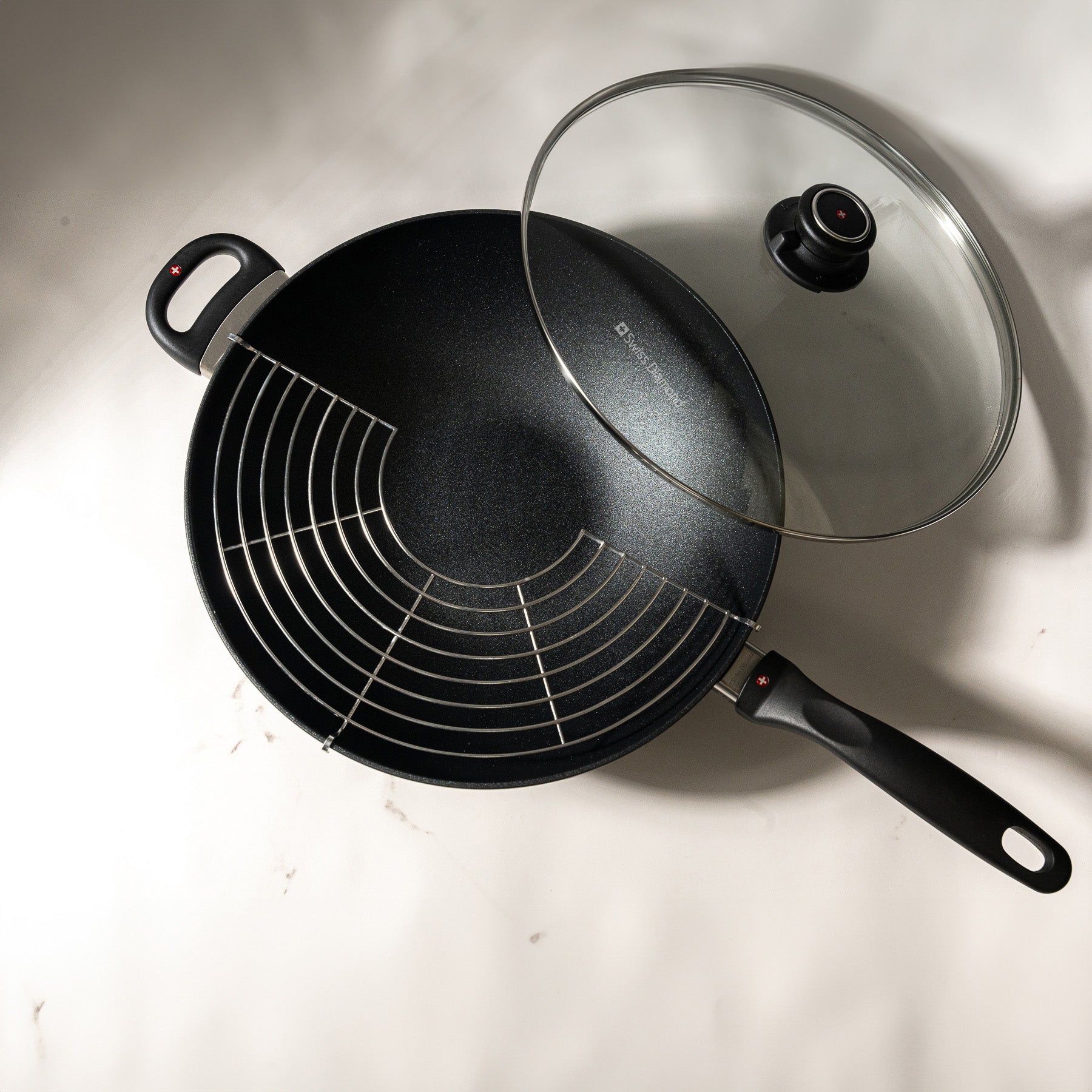XD Nonstick Wok with Glass Lid - Swiss Diamond