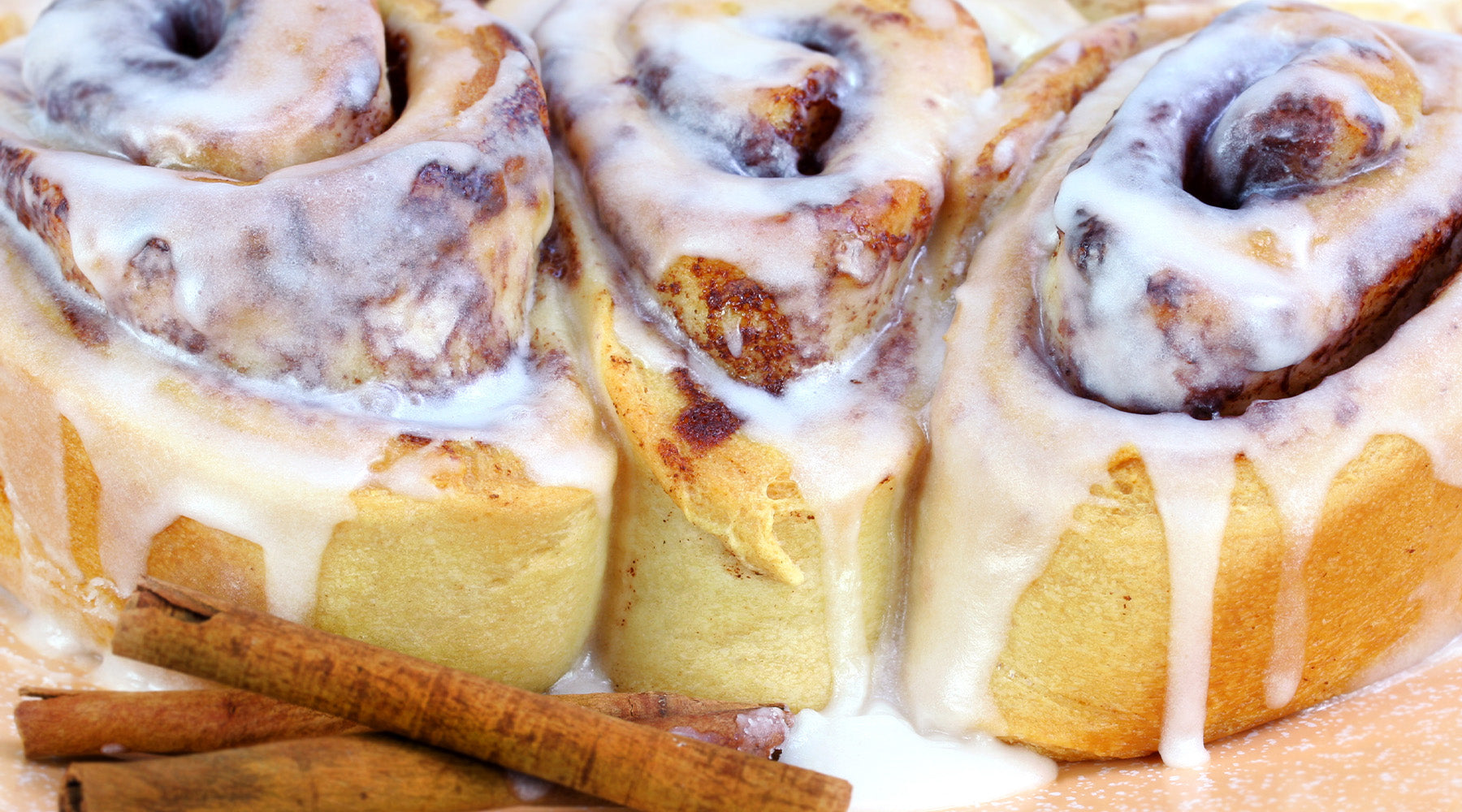 Cinnamon Rolls with an Almond Kick