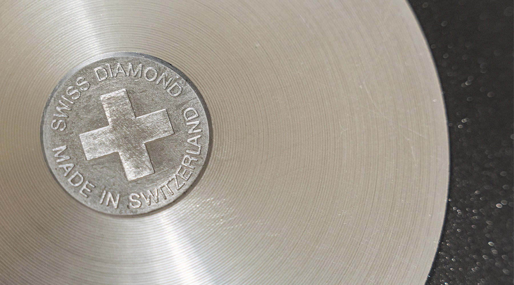 Does Swiss Diamond Cookware Rust?