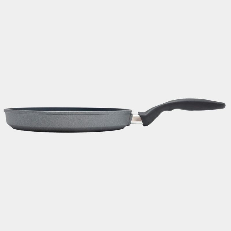 HD Nonstick 10.25" Plett Pan - Induction side view