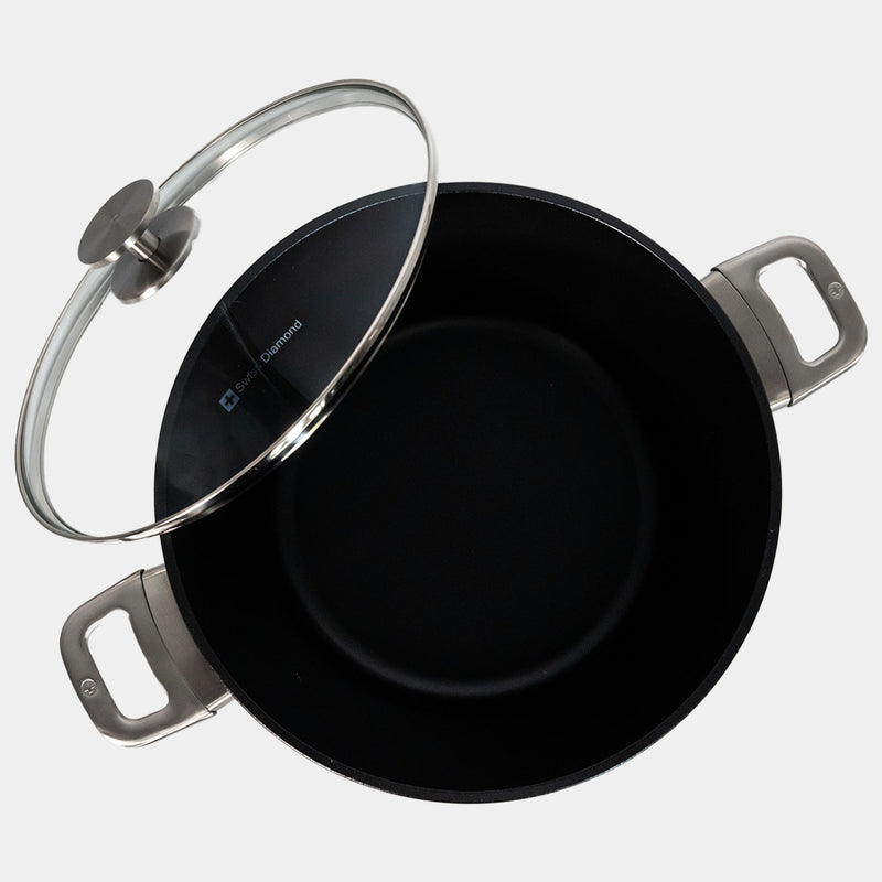 CHD Nonstick 8.5 qt Stock Pot with Glass Lid top interior view