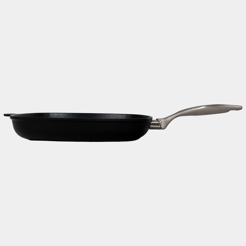 CHD Nonstick 11" x 11" Square Grill Pan side view
