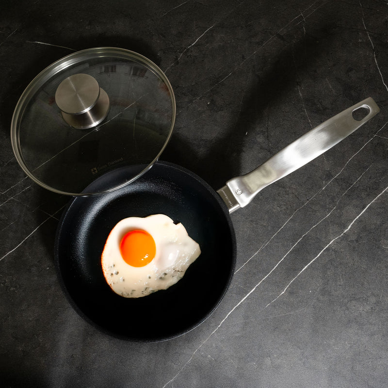 CXD PFAS Free Nonstick Fry Pan with Glass Lid - Swiss Diamond