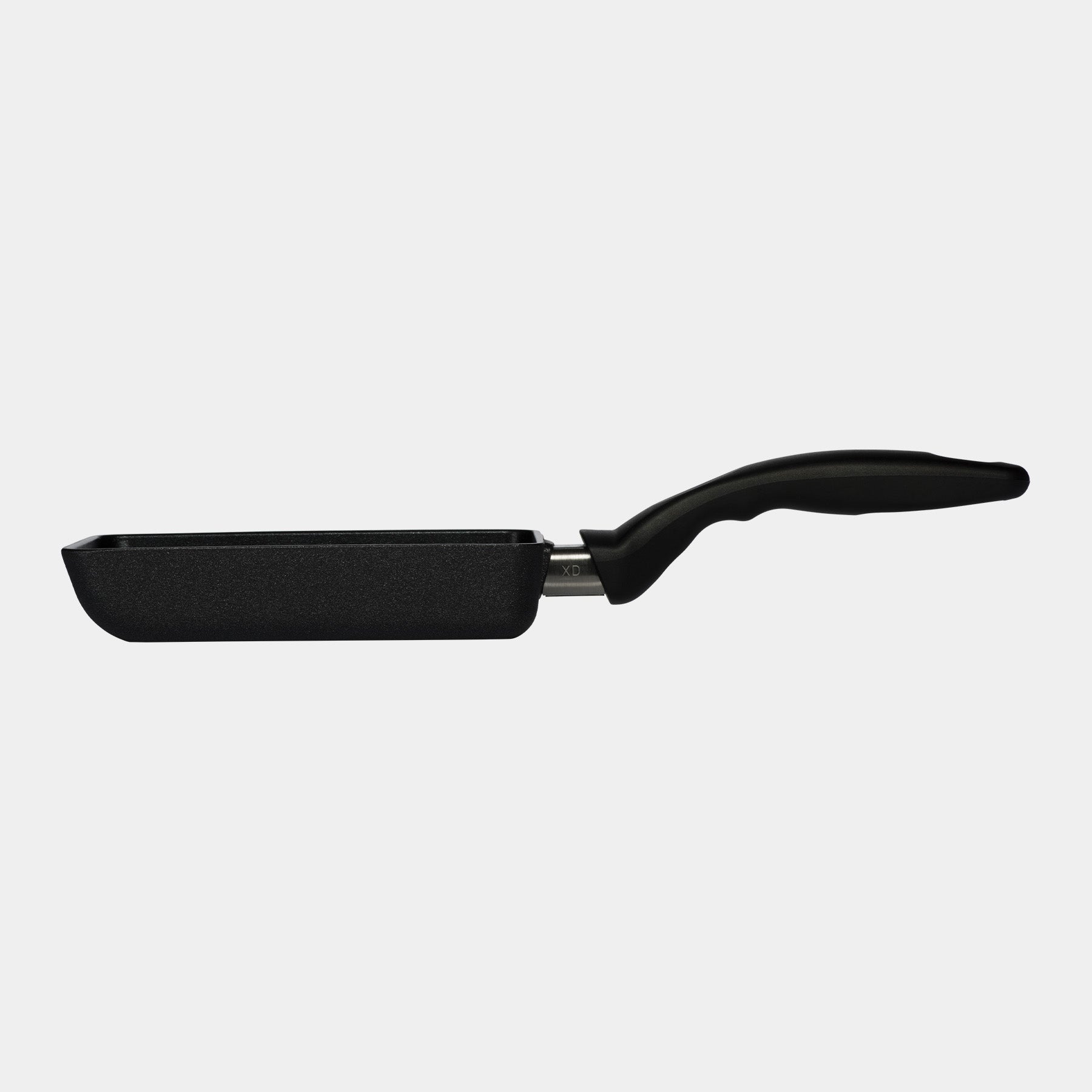 XD Nonstick 5" x 7" Japanese Omelet Pan - side view