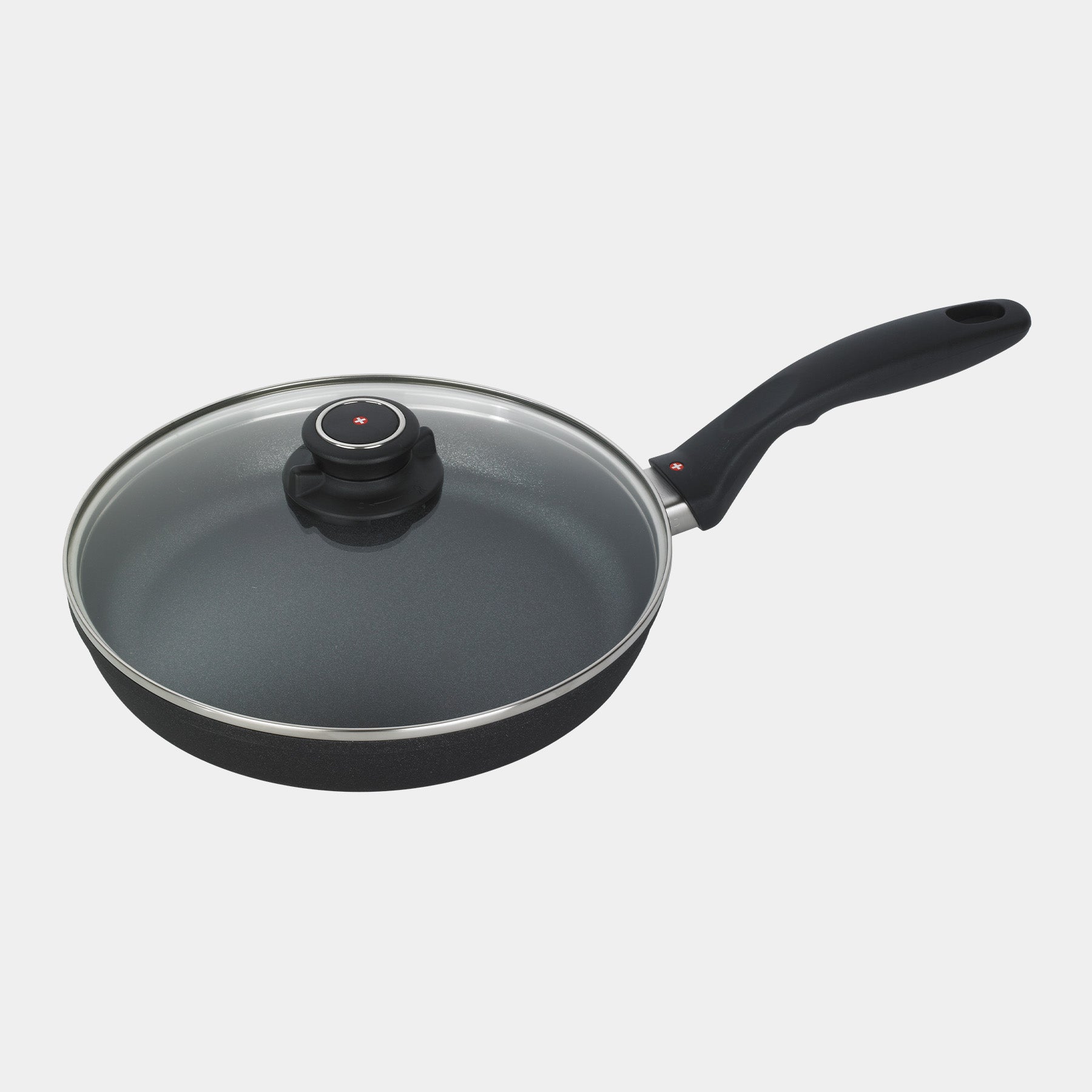 XD Nonstick 9.5" Fry Pan with glass lid - top view