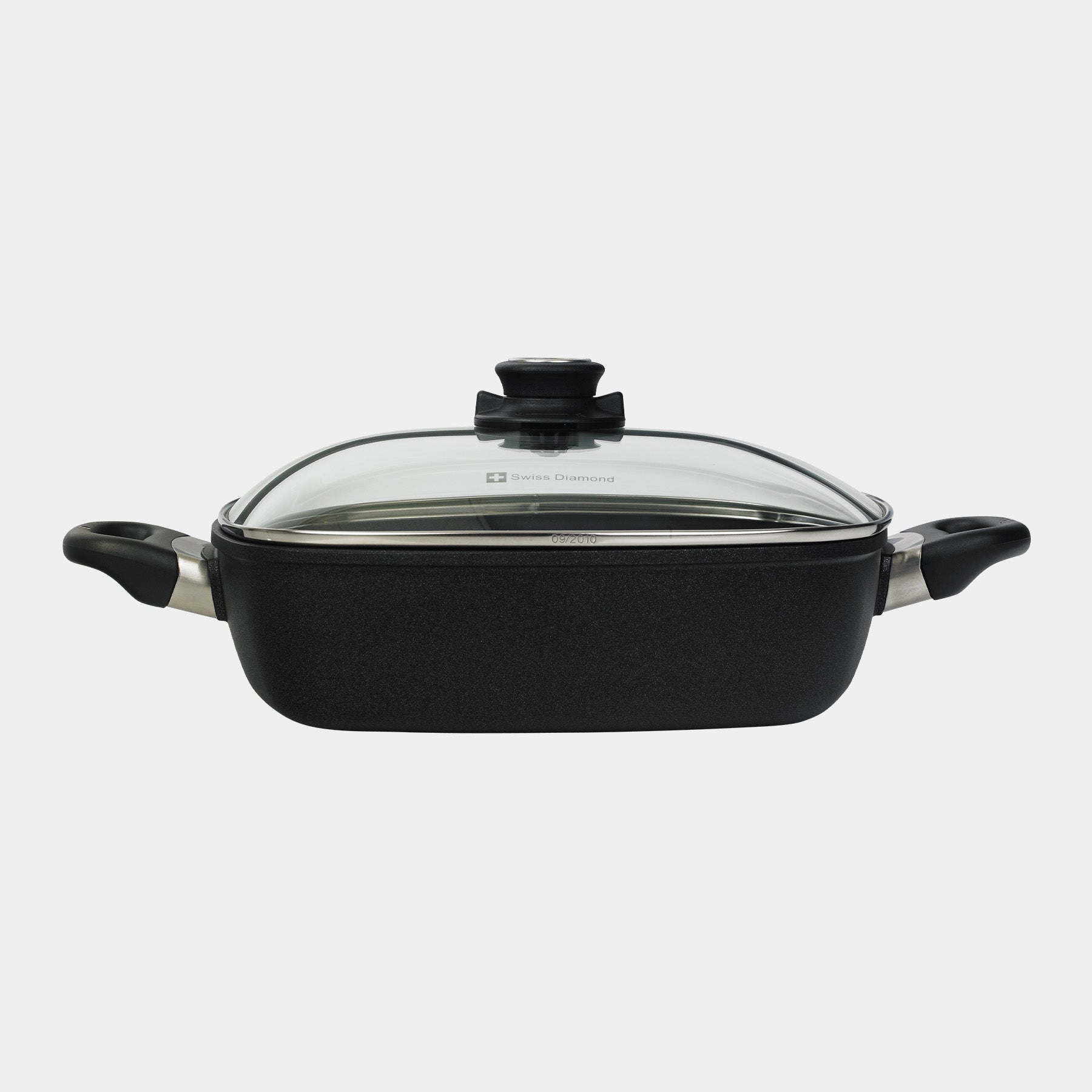 XD Nonstick 5 qt Square Casserole with Glass Lid Side View